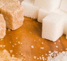 ¿Cuáles son las Diferencias Entre el Azúcar Moreno y el Azúcar Blanco?