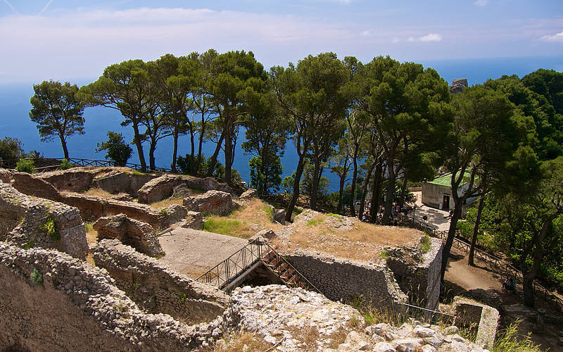 Ruinas de una de las villas de Tiberio en Capri