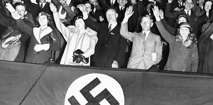 Creó el partido nazi después de que Alemania perdiera la Primera Guerra Mundial.