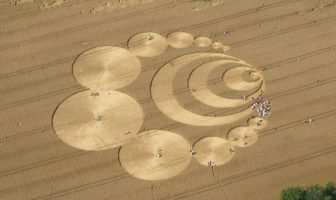 El misterio de los círculos de las cosechas que parecen obras de arte